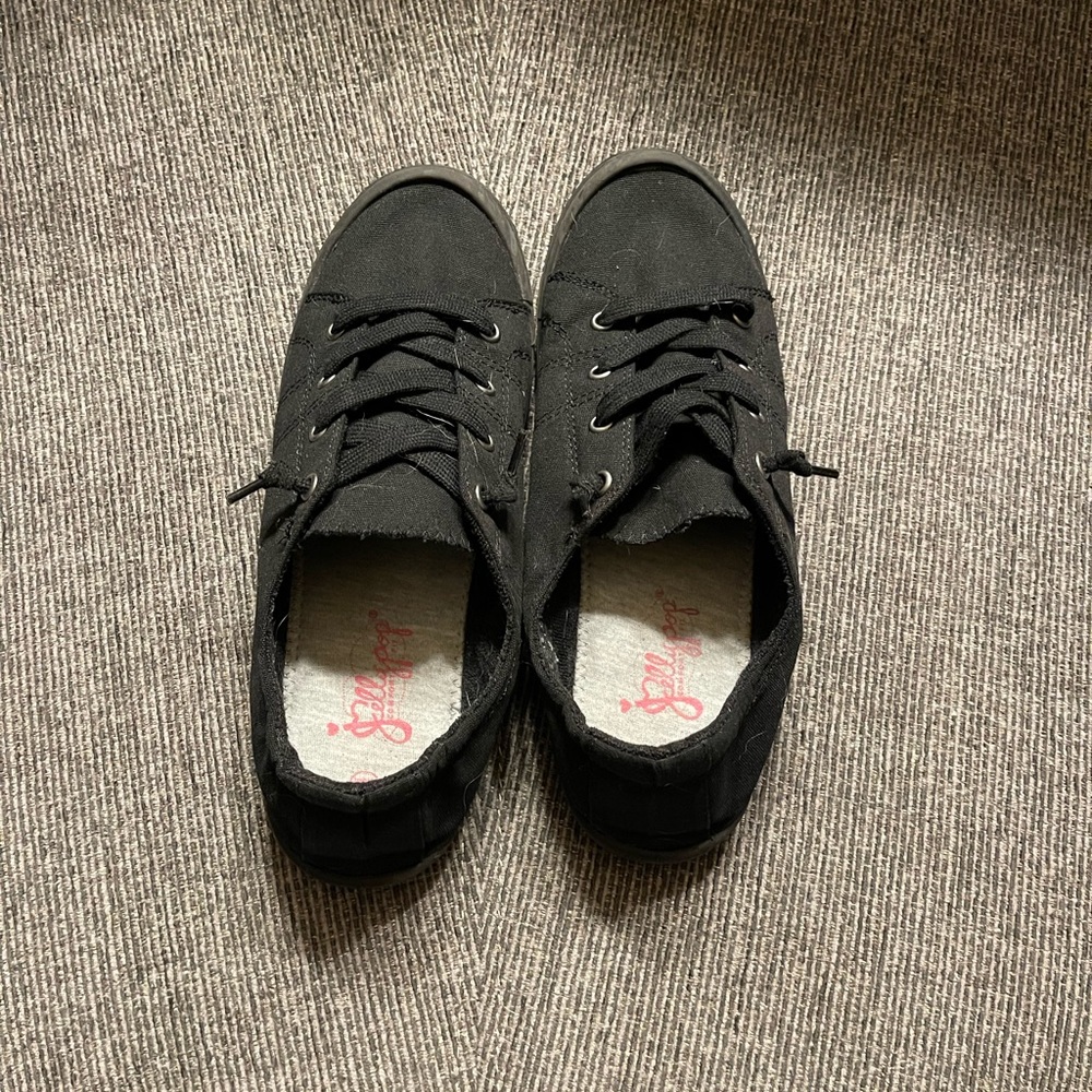 Jelly Pop black sneakers size 9.5